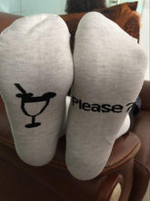 Casual Women's  Socks  "If You Can Read This Bring Me A..." - Victoria Sophia